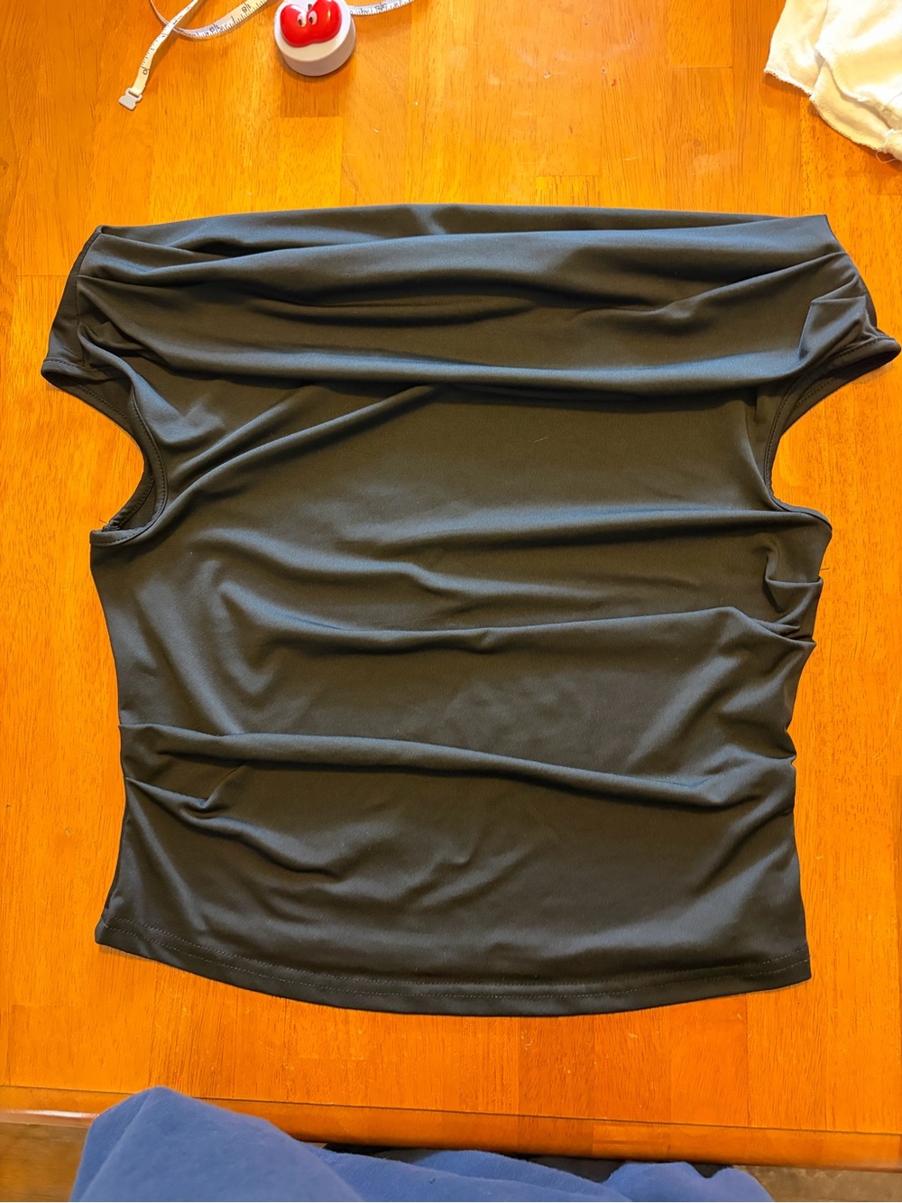 SHEIN Black Off-Shoulder Tank Top